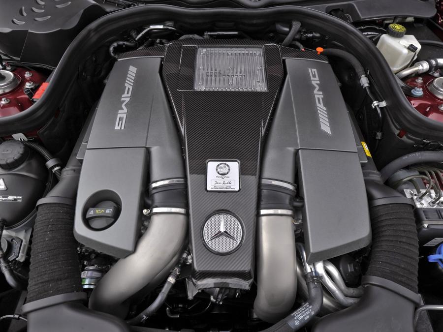  Mercedes-Benz CLS63 AMG 2010 года  (US) (фото 6 из 77)